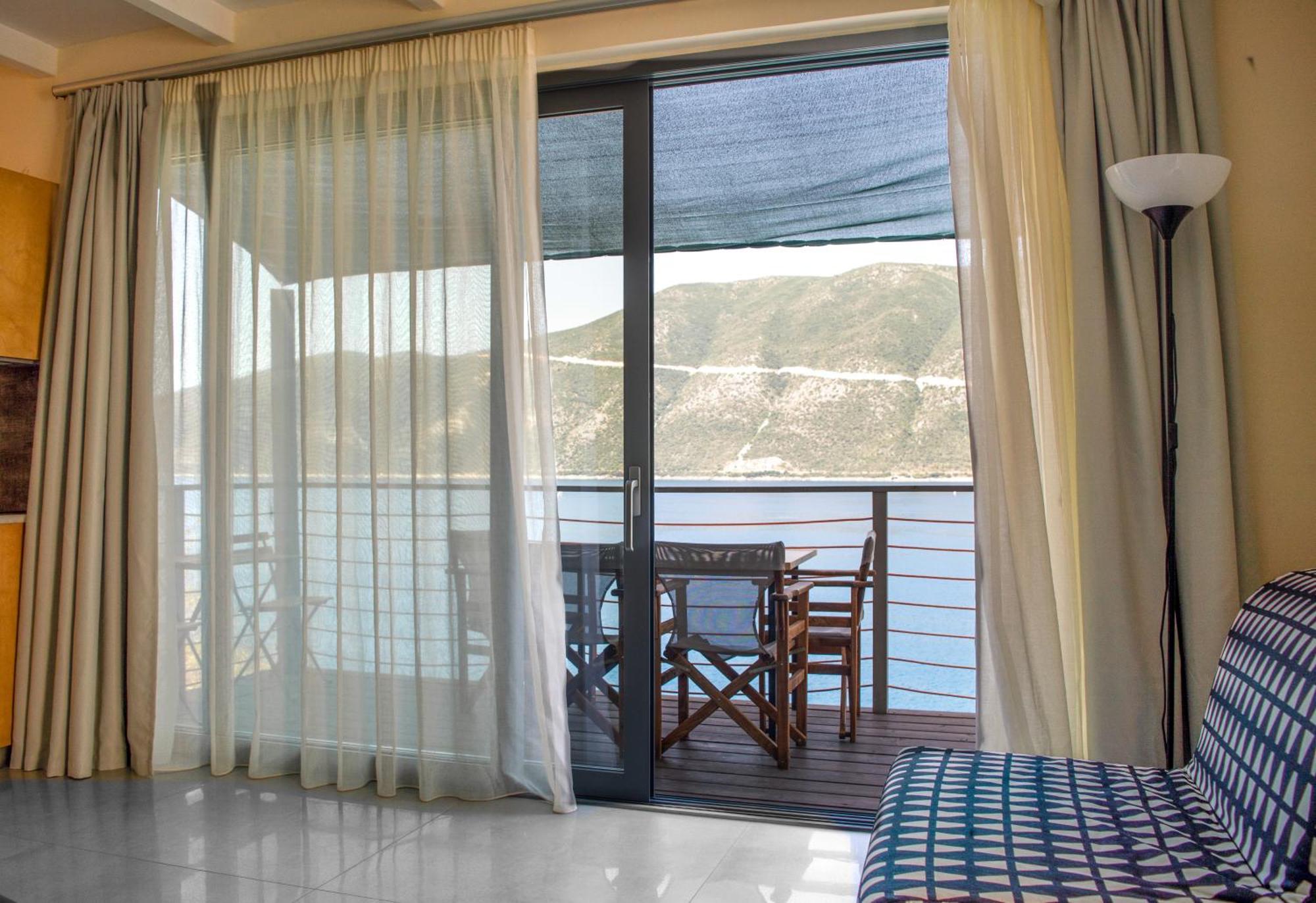 Soul Beach Suites Vasiliki  Exterior photo