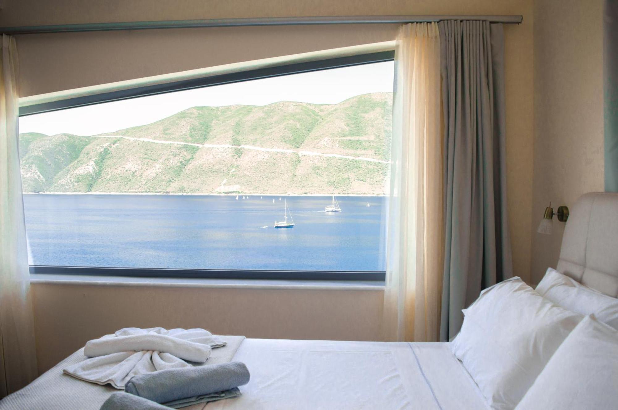 Soul Beach Suites Vasiliki  Exterior photo
