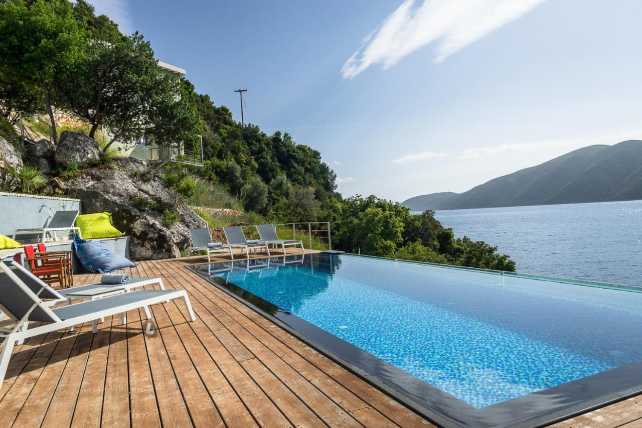 Soul Beach Suites Vasiliki  Exterior photo